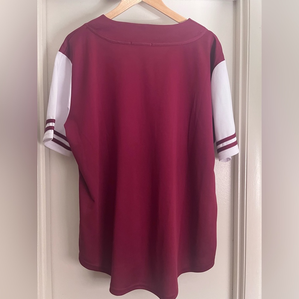 Burgundy Baseball Tee - Picture 4 of 4